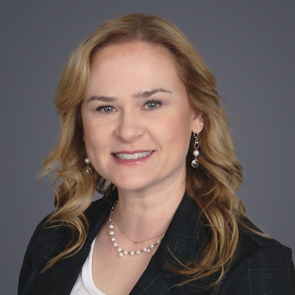Headshot of Lauren Boyd, DVM, DACVIM (SAIM)