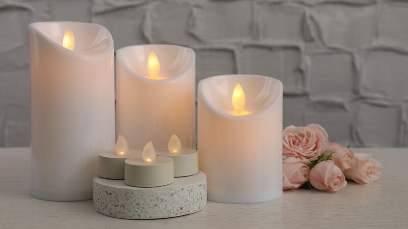 use-flameless-candles-around-pets